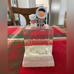 Hallmark Frosty Friends Merry Christmas Snow Glove Glitter Cube